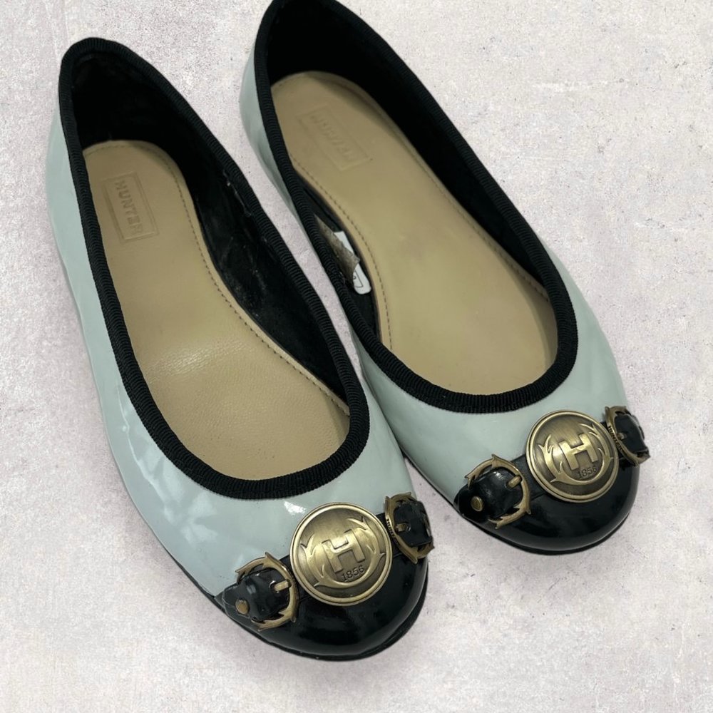 Hunter Ballet Flats Cap Toe Medallion Pale Green Black Slip On Sz 5